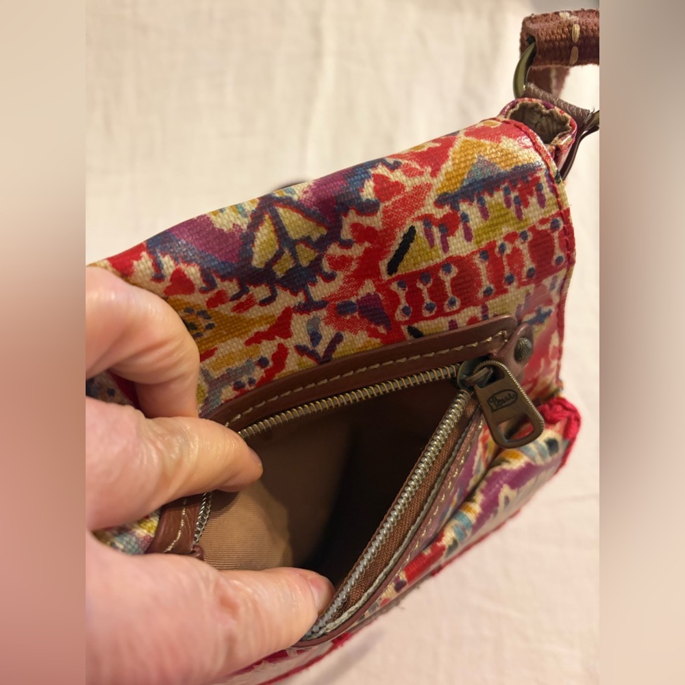 Sakroots Crossbody Bag❤️🤎🧡🤍💛🩵💜 - Picture 7 of 15